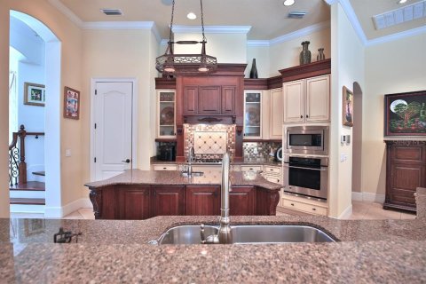Villa ou maison à vendre à Ocala, Floride: 4 chambres, 422.15 m2 № 1791930 - photo 19