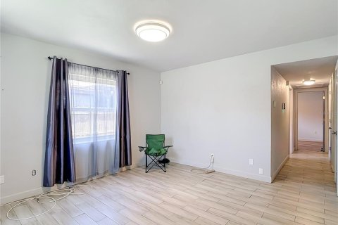 House in Tampa, Florida 3 bedrooms, 148.83 sq.m. № 2394355 - photo 9