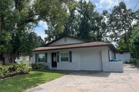 House in Longwood, Florida 3 bedrooms, 96.15 sq.m. № 2366892