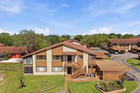 Condo in New Port Richey, Florida, 2 bedrooms  № 2220411