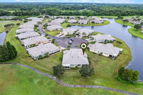 House in Sun City Center, Florida 3 bedrooms, 145.67 sq.m. № 1912139 - photo 17