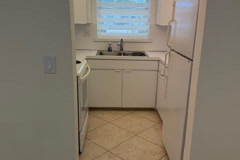 Condo in Lighthouse Point, Florida, 1 bedroom  № 2153846 - photo 9