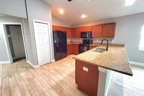 Casa en venta en Bradenton, Florida, 3 dormitorios, 127.28 m2 № 1608948 - foto 4