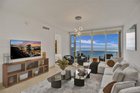Copropriété à vendre à Sunny Isles Beach, Floride: 3 chambres, 174.01 m2 № 1867653 - photo 1