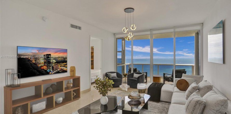 Condo à Sunny Isles Beach, Floride, 3 chambres  № 1867653