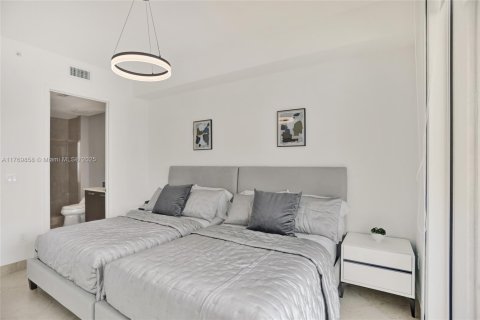 Copropriété à vendre à Sunny Isles Beach, Floride: 3 chambres, 174.01 m2 № 1867653 - photo 11