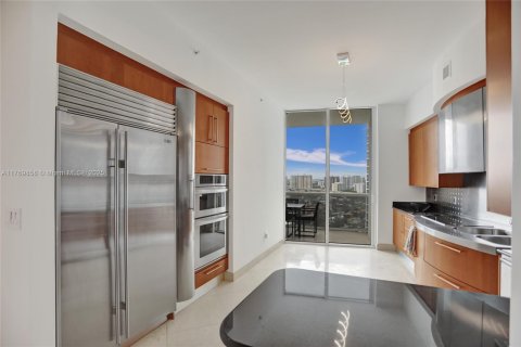 Copropriété à vendre à Sunny Isles Beach, Floride: 3 chambres, 174.01 m2 № 1867653 - photo 22