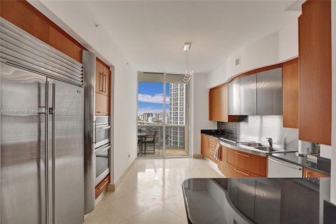 Copropriété à vendre à Sunny Isles Beach, Floride: 3 chambres, 174.01 m2 № 1867653 - photo 23