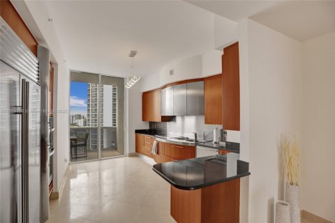 Copropriété à vendre à Sunny Isles Beach, Floride: 3 chambres, 174.01 m2 № 1867653 - photo 21