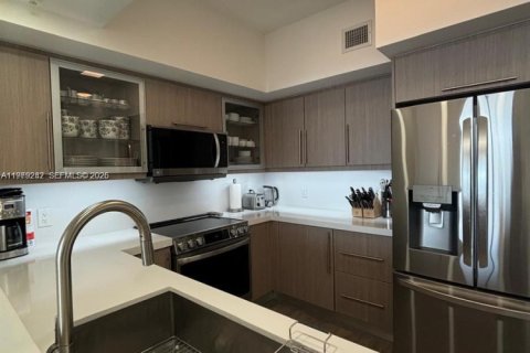 Appartement à louer à Coral Gables, Floride: 2 chambres, 100.71 m2 № 2046032 - photo 15