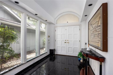 House in Gainesville, Florida 6 bedrooms, 404.22 sq.m. № 1798565 - photo 5