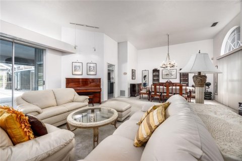 House in Gainesville, Florida 6 bedrooms, 404.22 sq.m. № 1798565 - photo 7