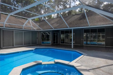 House in Gainesville, Florida 6 bedrooms, 404.22 sq.m. № 1798565 - photo 16