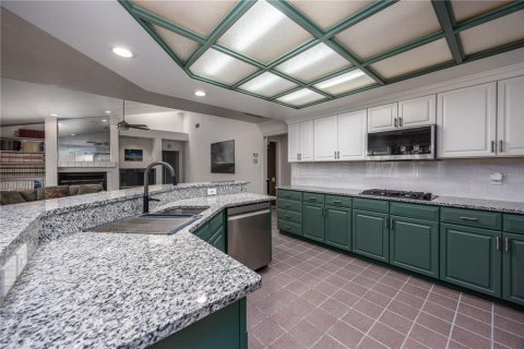 House in Gainesville, Florida 6 bedrooms, 404.22 sq.m. № 1798565 - photo 21