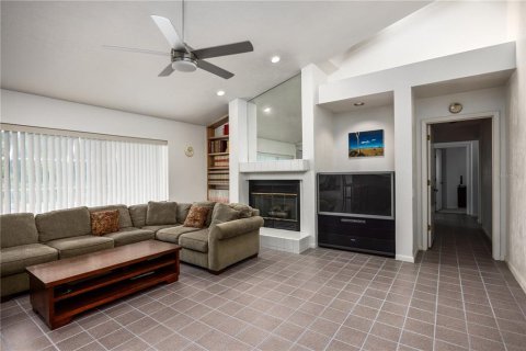 House in Gainesville, Florida 6 bedrooms, 404.22 sq.m. № 1798565 - photo 23