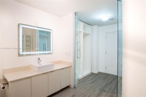 Condominio en venta en Miami, Florida, 3 dormitorios, 154.96 m2 № 1932130 - foto 17