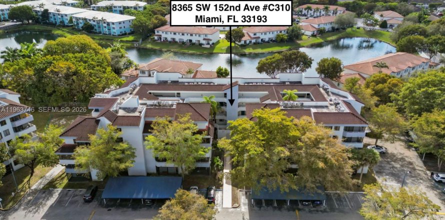 Condo in Miami, Florida, 2 bedrooms  № 2026725