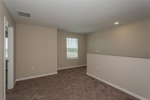House in Haines City, Florida 4 bedrooms, 189.43 sq.m. № 1831846 - photo 15