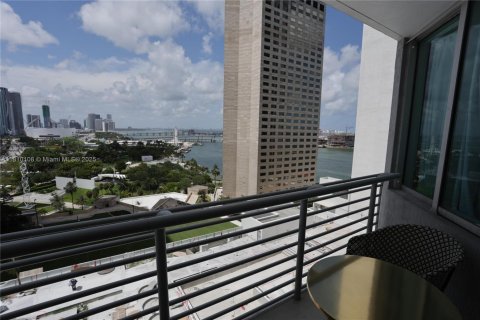 Condominio en venta en Miami, Florida, 2 dormitorios, 108.6 m2 № 1936970 - foto 15