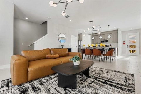 Touwnhouse à vendre à Kissimmee, Floride: 3 chambres, 155.15 m2 № 2412634 - photo 18