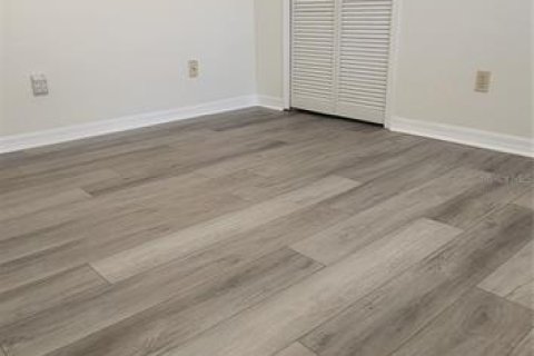 Touwnhouse à louer à Gainesville, Floride: 2 chambres, 102.75 m2 № 2413785 - photo 11