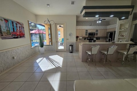 House in Lutz, Florida 3 bedrooms, 240.25 sq.m. № 2206566 - photo 23