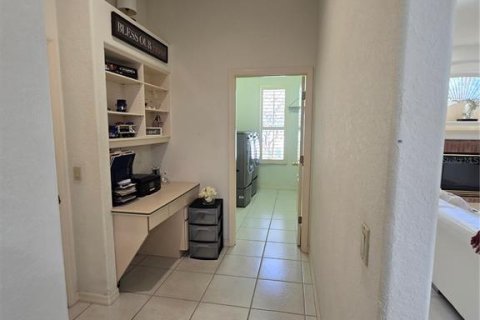 House in Lutz, Florida 3 bedrooms, 240.25 sq.m. № 2206566 - photo 26