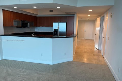 Condominio en venta en North Miami, Florida, 3 dormitorios, 167.32 m2 № 1867996 - foto 4