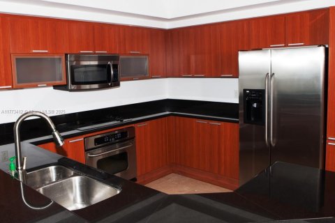 Condominio en venta en North Miami, Florida, 3 dormitorios, 167.32 m2 № 1867996 - foto 8