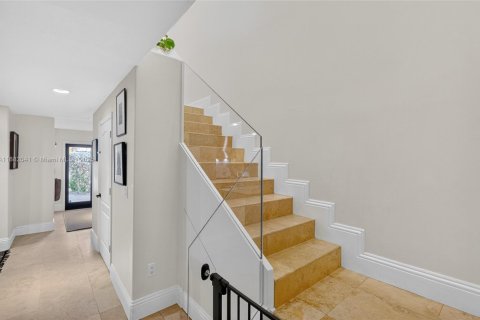 Townhouse in Miami, Florida 3 bedrooms, 163.14 sq.m. № 1942351 - photo 8
