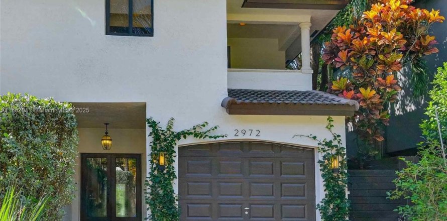 Townhouse in Miami, Florida 3 bedrooms, 163.14 sq.m. № 1942351