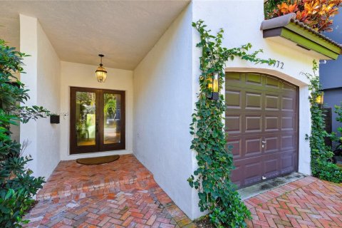 Townhouse in Miami, Florida 3 bedrooms, 163.14 sq.m. № 1942351 - photo 2