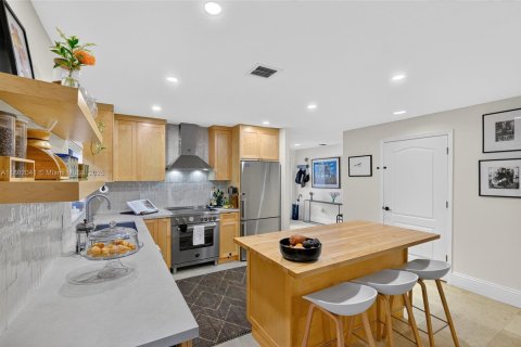 Townhouse in Miami, Florida 3 bedrooms, 163.14 sq.m. № 1942351 - photo 4