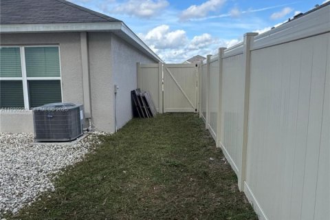 Casa en venta en Ocala, Florida, 3 dormitorios № 1994099 - foto 8