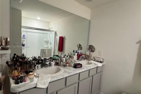 Casa en venta en Ocala, Florida, 3 dormitorios № 1994099 - foto 15