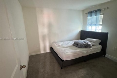 Casa en venta en Ocala, Florida, 3 dormitorios № 1994099 - foto 28