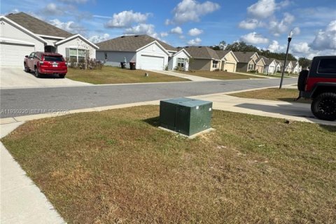 Casa en venta en Ocala, Florida, 3 dormitorios № 1994099 - foto 2