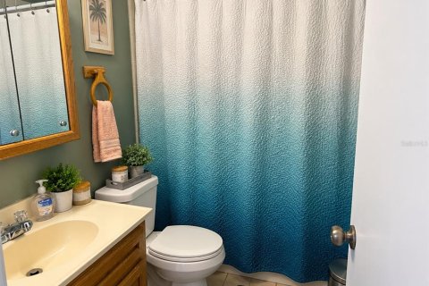 House in Brandon, Florida 2 bedrooms, 83.61 sq.m. № 2351562 - photo 8