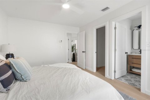 Villa ou maison à vendre à Tampa, Floride: 3 chambres, 119.01 m2 № 1903720 - photo 12