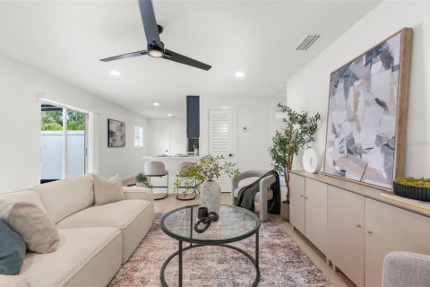 Villa ou maison à vendre à Tampa, Floride: 3 chambres, 119.01 m2 № 1903720 - photo 7