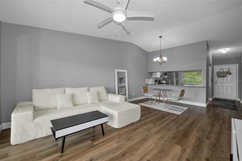 Copropriété à vendre à Tarpon Springs, Floride: 2 chambres, 99.41 m2 № 2150271 - photo 3