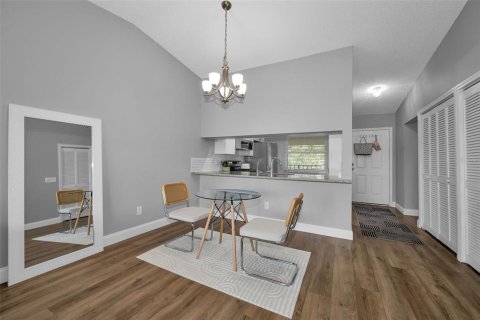 Copropriété à vendre à Tarpon Springs, Floride: 2 chambres, 99.41 m2 № 2150271 - photo 6