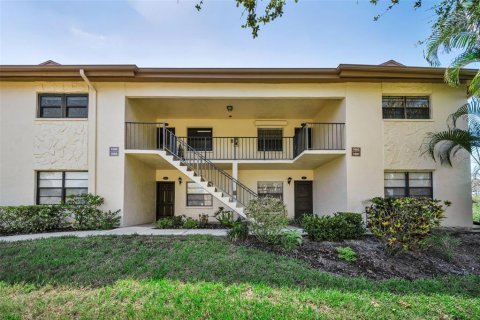 Copropriété à vendre à Tarpon Springs, Floride: 2 chambres, 99.41 m2 № 2150271 - photo 2