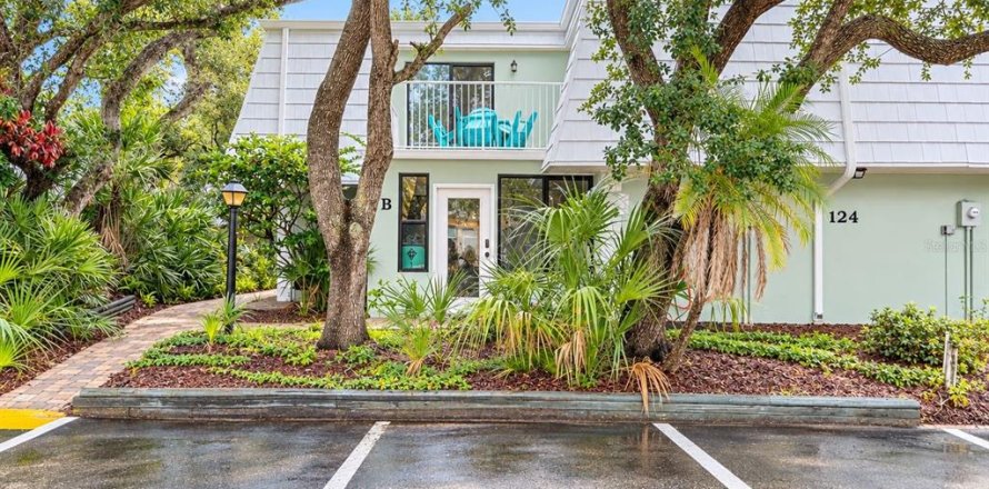 Condo à New Smyrna Beach, Floride, 2 chambres  № 2420385