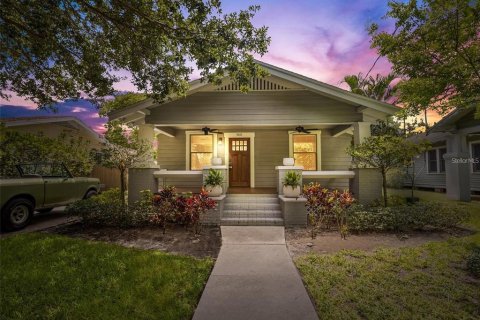 Villa ou maison à vendre à Tampa, Floride: 3 chambres, 210.42 m2 № 2389243 - photo 3