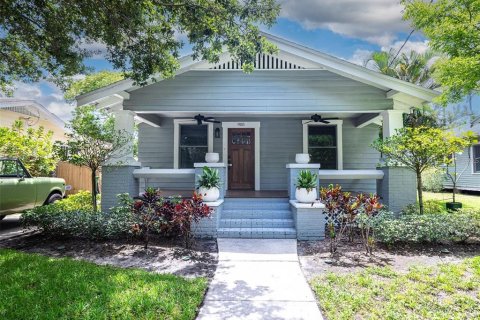 Villa ou maison à vendre à Tampa, Floride: 3 chambres, 210.42 m2 № 2389243 - photo 2