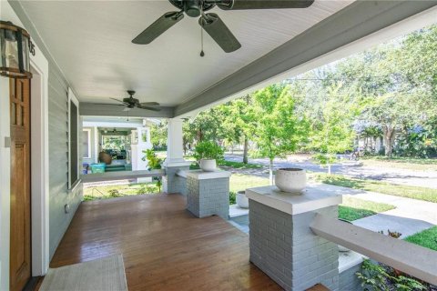 Villa ou maison à vendre à Tampa, Floride: 3 chambres, 210.42 m2 № 2389243 - photo 10