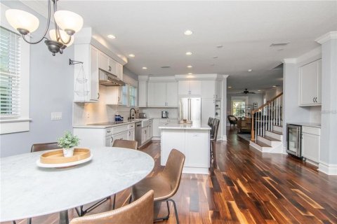 Villa ou maison à vendre à Tampa, Floride: 3 chambres, 210.42 m2 № 2389243 - photo 18