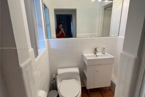 Apartment in Fort Lauderdale, Florida 401.8 sq.m. № 1956131 - photo 8