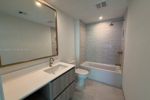 Снять в аренду кондоминиум в Майами, Флорида № 2047532 - фото 10